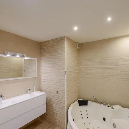 La Maison Holiday home